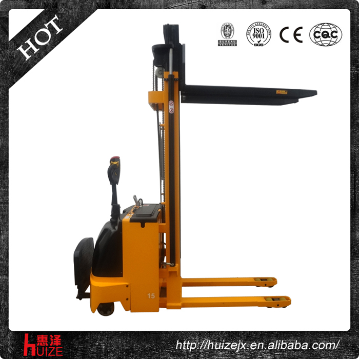 升高4米全電動堆高車(三門架) 升高4米全電動堆高車(三門架)